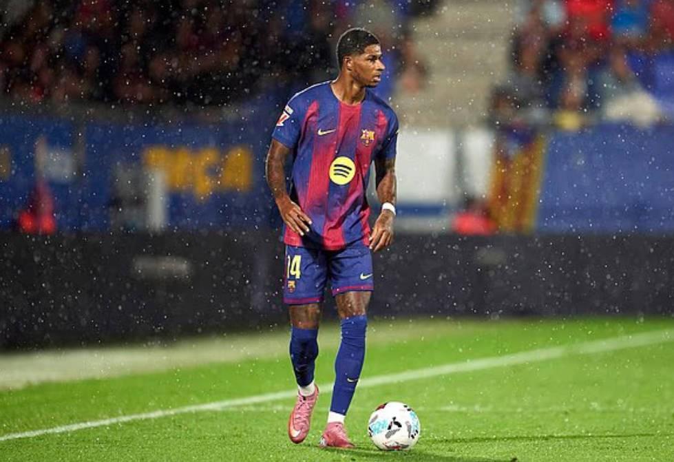 官方网站-世体：一奥维耶多球迷骂拉师傅“黑鬼”，检方要求15个月监禁