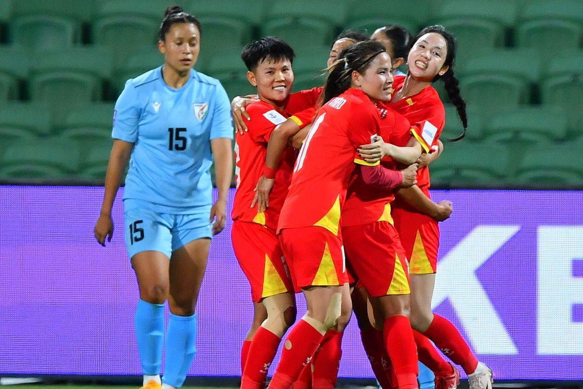 九游娱乐官网-2-1绝杀！亚洲杯最新形势：中日韩朝都赢了，中国队再胜就出线